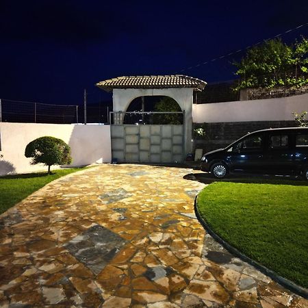 Shena Guest House Gjirokastër Eksteriør bilde