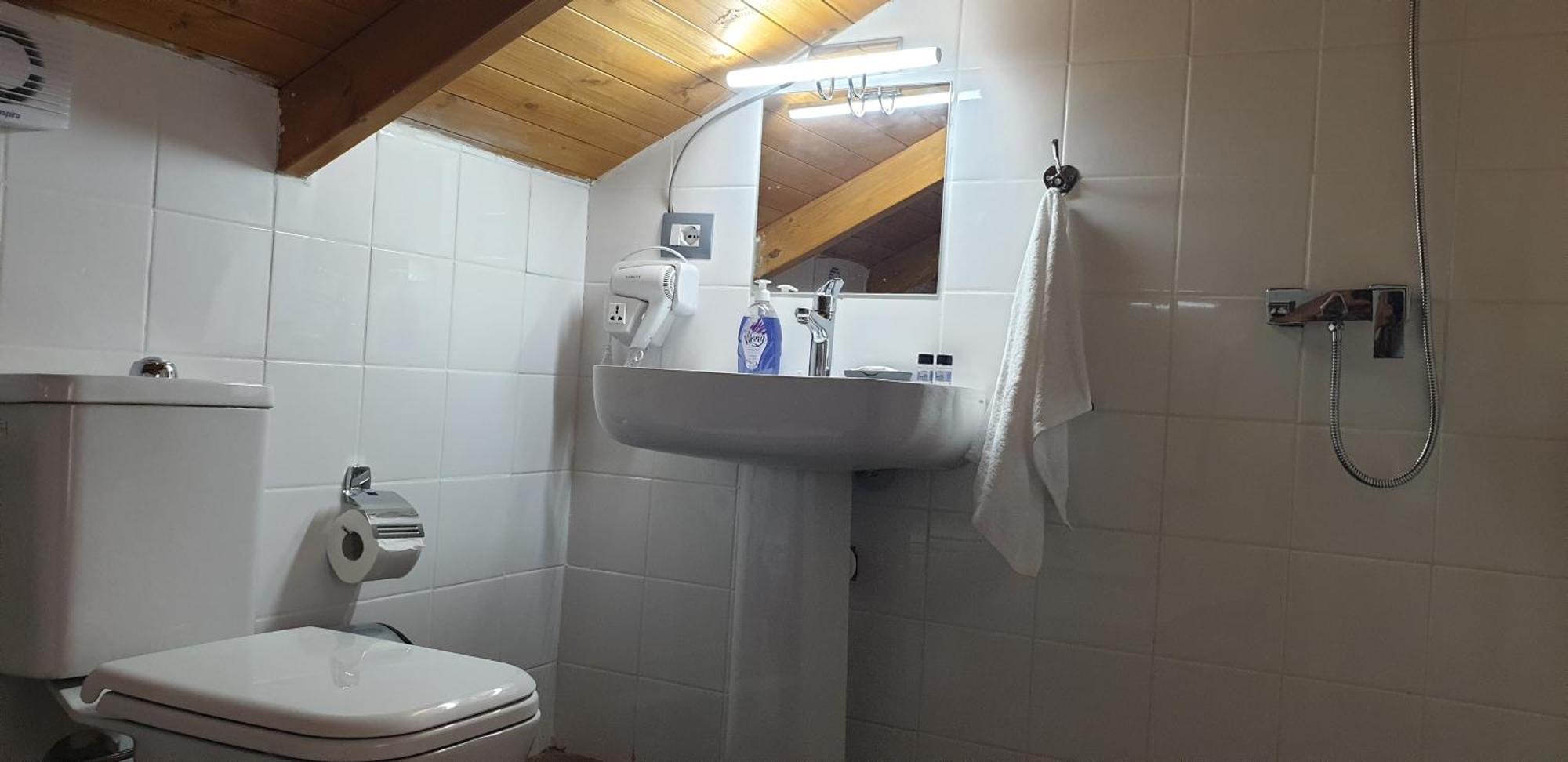 Shena Guest House Gjirokastër Eksteriør bilde