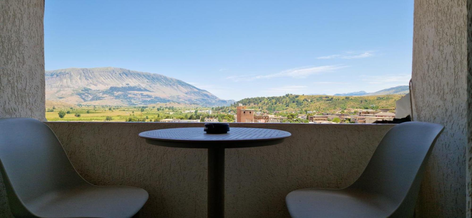Shena Guest House Gjirokastër Eksteriør bilde
