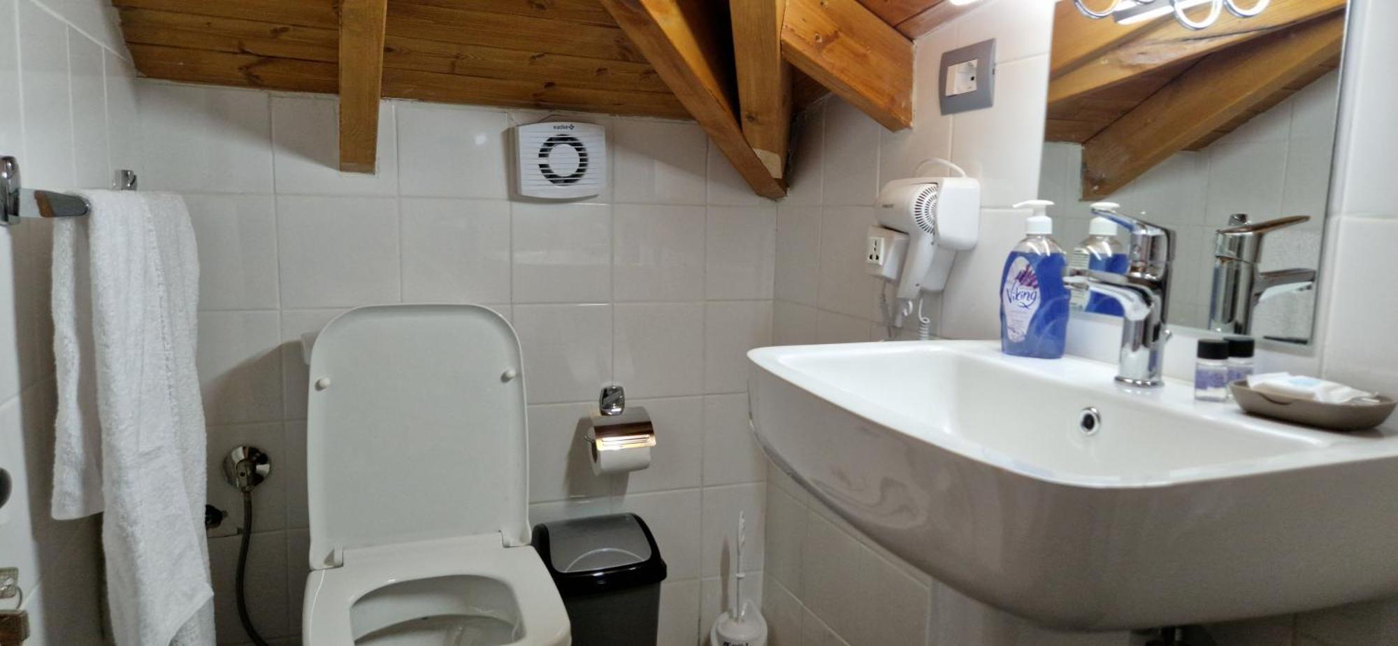 Shena Guest House Gjirokastër Eksteriør bilde
