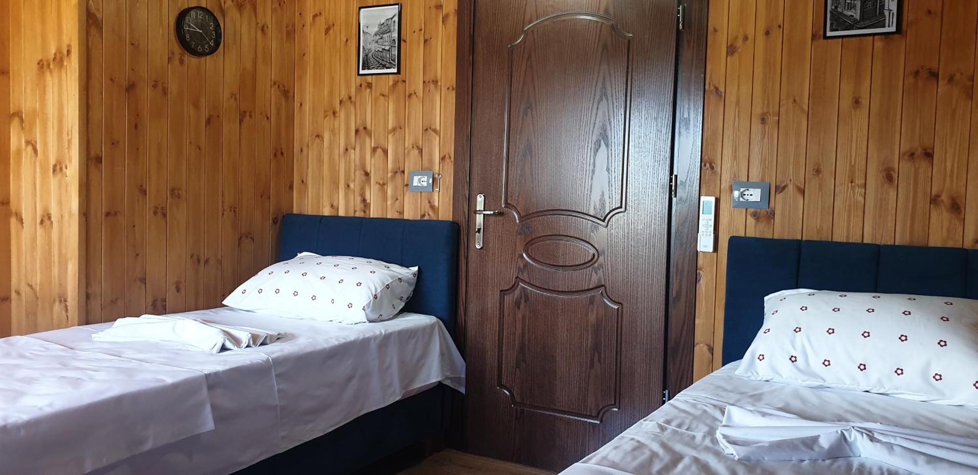 Shena Guest House Gjirokastër Eksteriør bilde