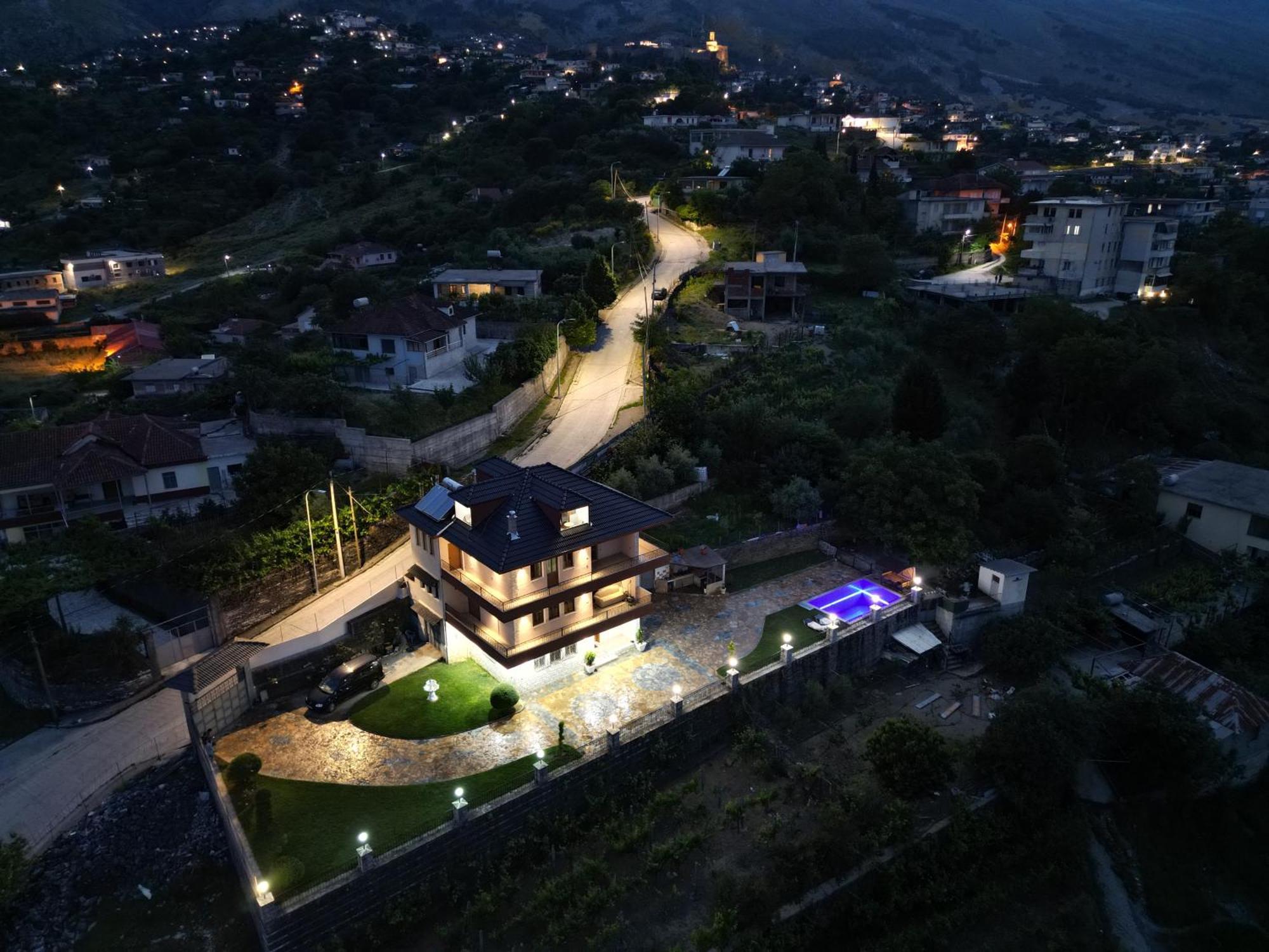 Shena Guest House Gjirokastër Eksteriør bilde
